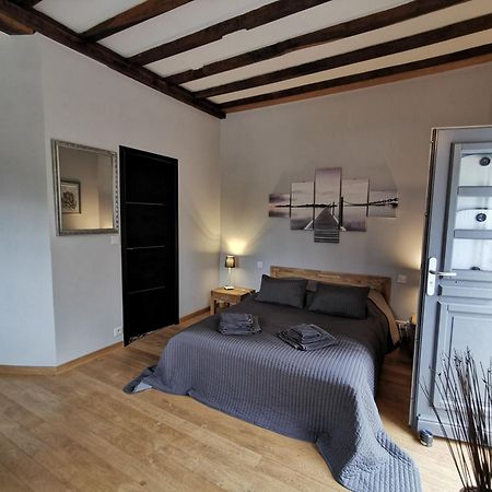 Le Petit Moulin Bed & Breakfast Faverelles Rom bilde