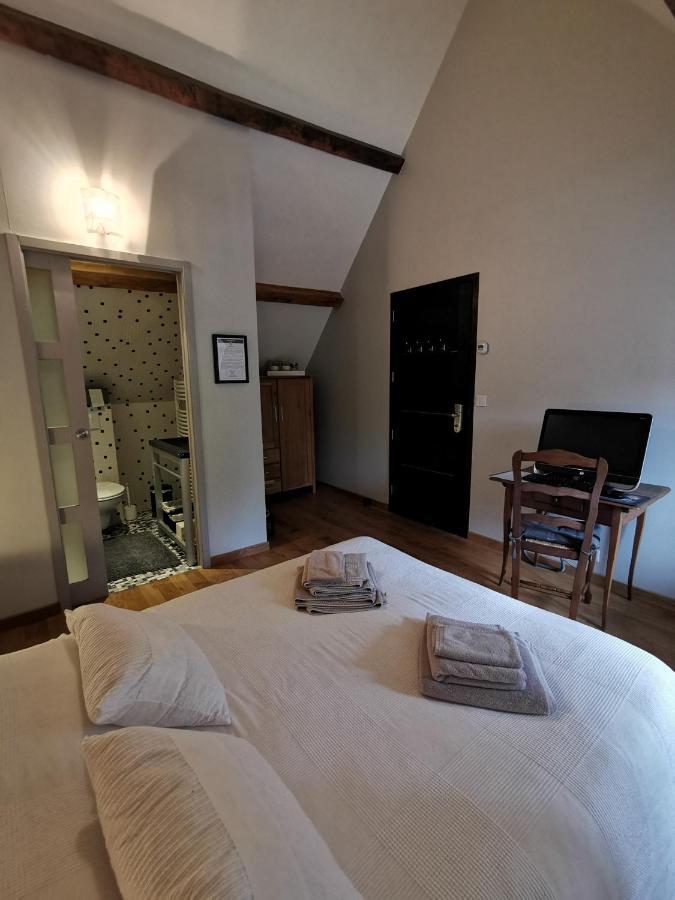 Le Petit Moulin Bed & Breakfast Faverelles Eksteriør bilde