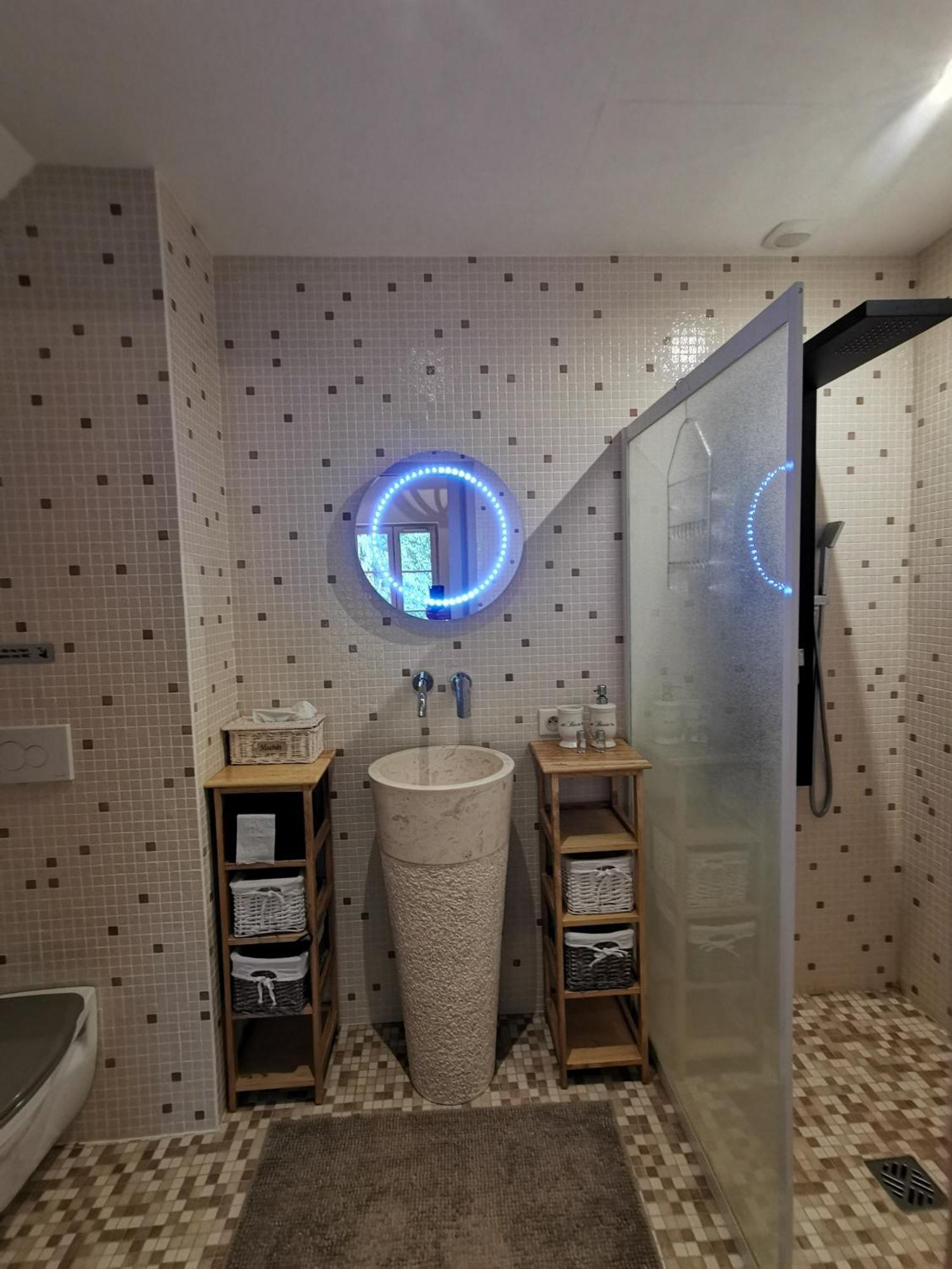 Le Petit Moulin Bed & Breakfast Faverelles Rom bilde