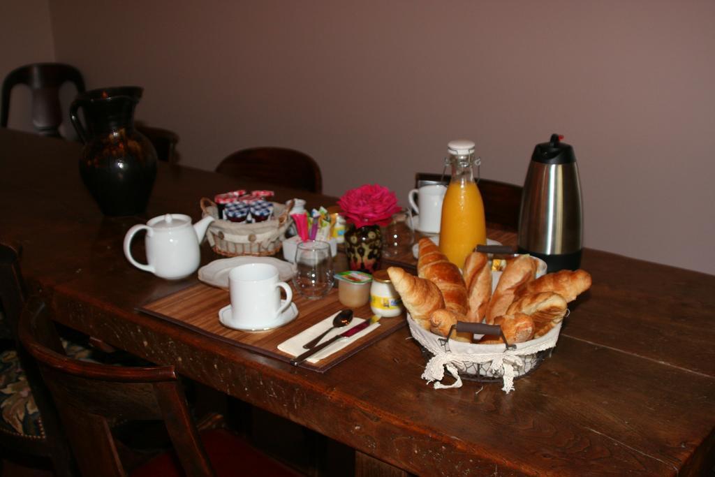 Le Petit Moulin Bed & Breakfast Faverelles Eksteriør bilde