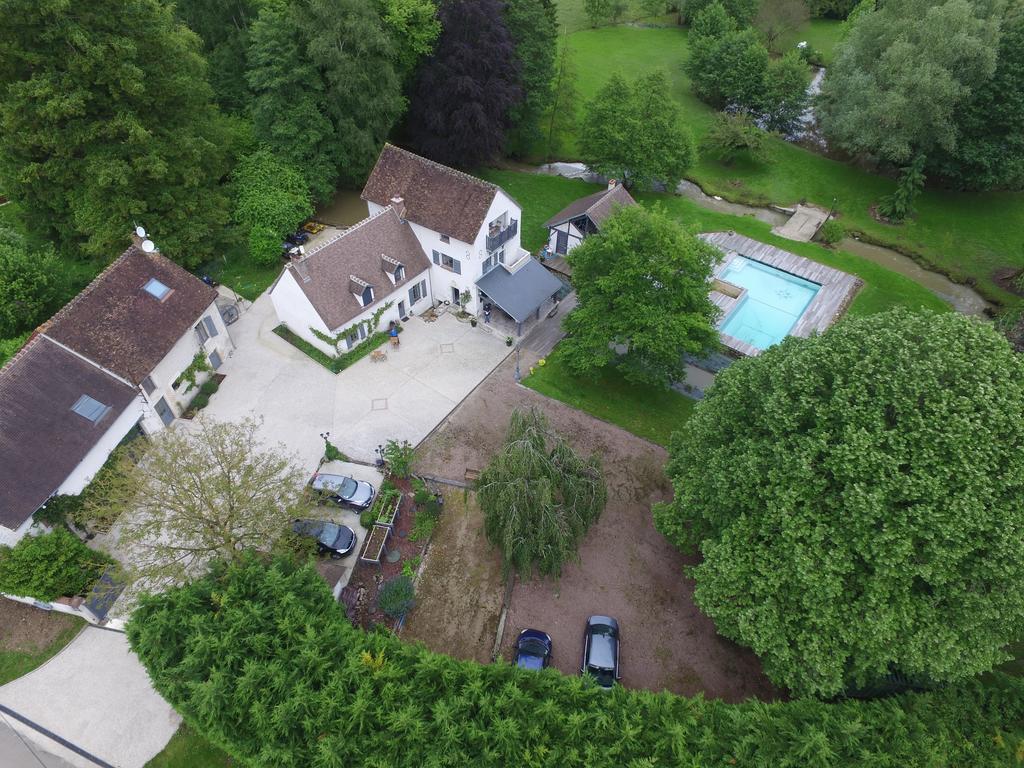 Le Petit Moulin Bed & Breakfast Faverelles Eksteriør bilde